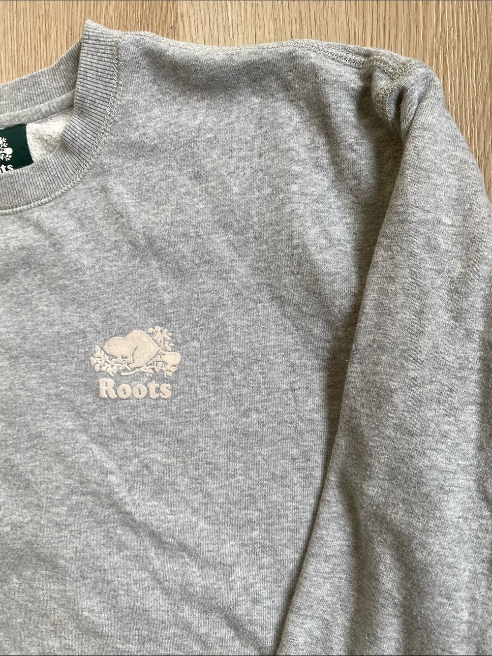 Roots Grey Fleece Crewneck Sweatshirt XL Organic Cotton Beaver Logo Pullover - Picture 3 of 12
